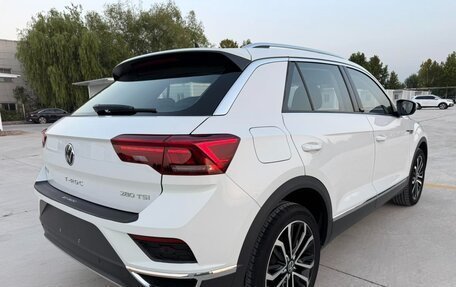 Volkswagen T-Roc I, 2022 год, 1 450 000 рублей, 5 фотография