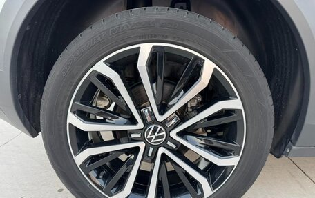 Volkswagen T-Roc I, 2022 год, 1 450 000 рублей, 10 фотография
