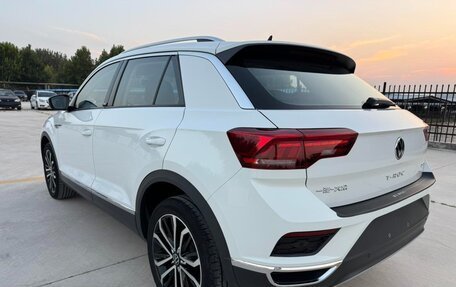 Volkswagen T-Roc I, 2022 год, 1 450 000 рублей, 7 фотография