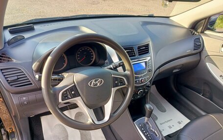 Hyundai Solaris II рестайлинг, 2012 год, 770 000 рублей, 10 фотография