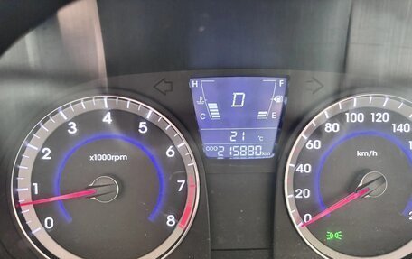 Hyundai Solaris II рестайлинг, 2012 год, 770 000 рублей, 20 фотография