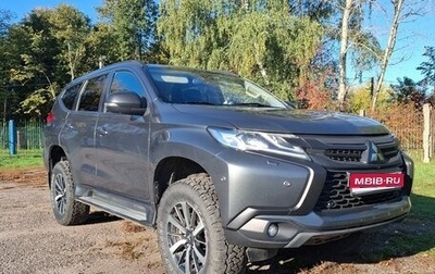 Mitsubishi Pajero Sport III рестайлинг, 2018 год, 2 900 000 рублей, 1 фотография