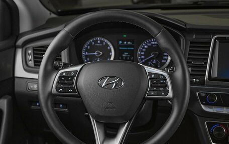 Hyundai Sonata VII, 2019 год, 1 549 000 рублей, 10 фотография