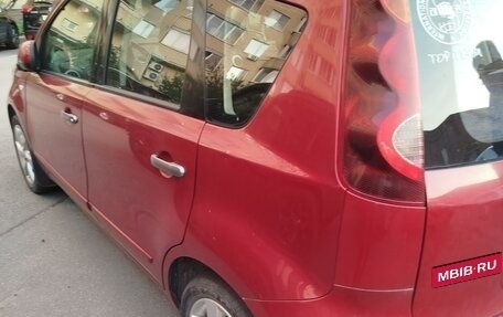 Nissan Note II рестайлинг, 2011 год, 670 000 рублей, 2 фотография