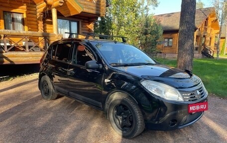 Renault Sandero I, 2011 год, 395 000 рублей, 2 фотография