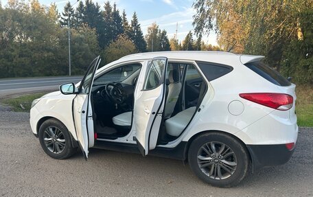 Hyundai ix35 I рестайлинг, 2011 год, 830 000 рублей, 7 фотография