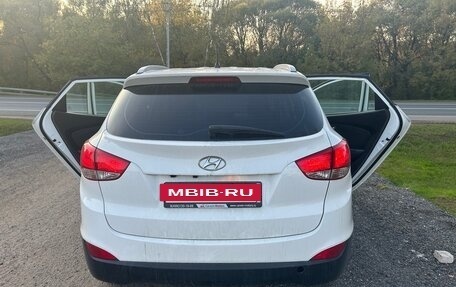 Hyundai ix35 I рестайлинг, 2011 год, 830 000 рублей, 8 фотография