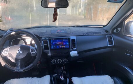 Mitsubishi Outlander III рестайлинг 3, 2008 год, 1 299 000 рублей, 8 фотография