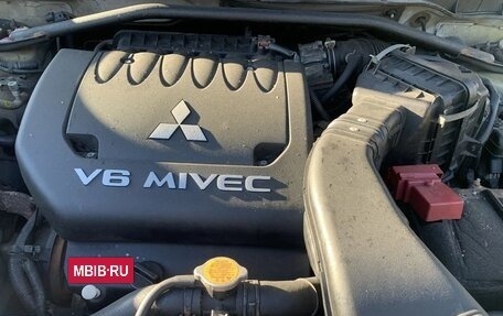 Mitsubishi Outlander III рестайлинг 3, 2008 год, 1 299 000 рублей, 6 фотография