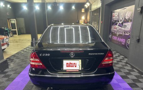 Mercedes-Benz C-Класс, 2004 год, 490 000 рублей, 5 фотография