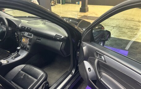 Mercedes-Benz C-Класс, 2004 год, 490 000 рублей, 15 фотография