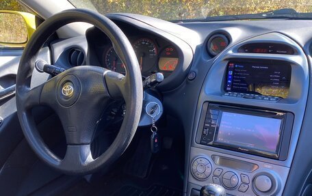 Toyota Celica VII рестайлинг, 2004 год, 900 000 рублей, 10 фотография