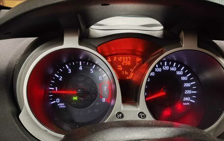 Nissan Juke II, 2012 год, 900 000 рублей, 4 фотография