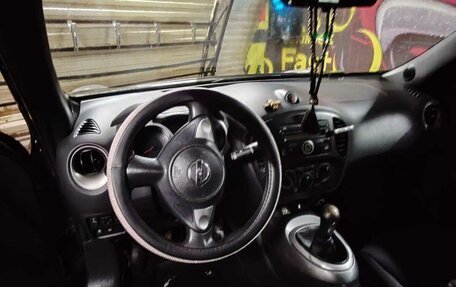 Nissan Juke II, 2012 год, 900 000 рублей, 7 фотография
