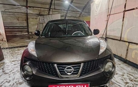 Nissan Juke II, 2012 год, 900 000 рублей, 2 фотография