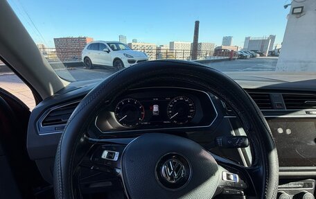 Volkswagen Tiguan II, 2017 год, 2 170 000 рублей, 8 фотография