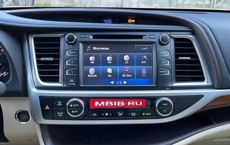 Toyota Highlander III, 2017 год, 3 449 000 рублей, 13 фотография