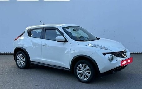 Nissan Juke II, 2011 год, 890 000 рублей, 3 фотография
