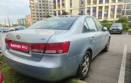 Hyundai Sonata VI, 2007 год, 877 000 рублей, 4 фотография