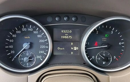 Mercedes-Benz M-Класс, 2011 год, 2 000 000 рублей, 5 фотография