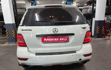 Mercedes-Benz M-Класс, 2011 год, 2 000 000 рублей, 4 фотография