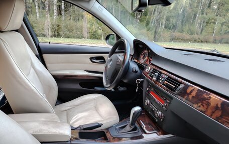 BMW 3 серия, 2008 год, 800 000 рублей, 11 фотография