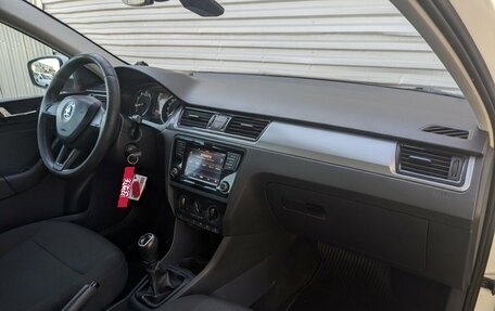 Skoda Rapid I, 2019 год, 850 000 рублей, 24 фотография