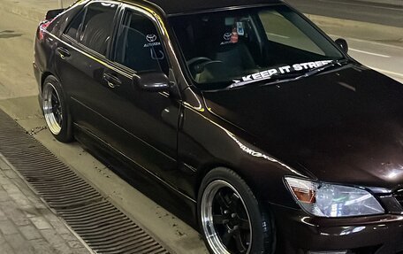 Toyota Altezza, 1998 год, 990 000 рублей, 4 фотография