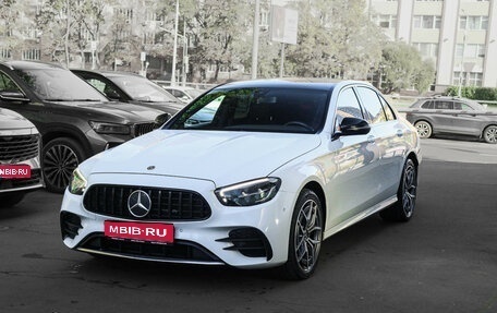 Mercedes-Benz E-Класс, 2021 год, 4 550 000 рублей, 1 фотография