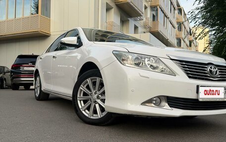 Toyota Camry, 2013 год, 1 490 000 рублей, 4 фотография
