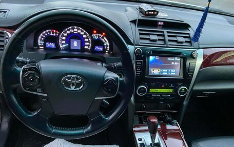 Toyota Camry, 2013 год, 1 490 000 рублей, 6 фотография