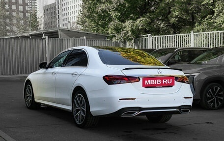 Mercedes-Benz E-Класс, 2021 год, 4 550 000 рублей, 6 фотография