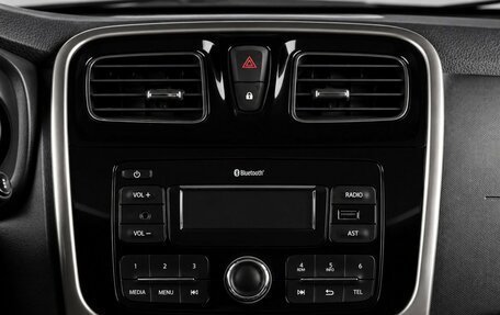 Renault Sandero II рестайлинг, 2017 год, 999 000 рублей, 13 фотография