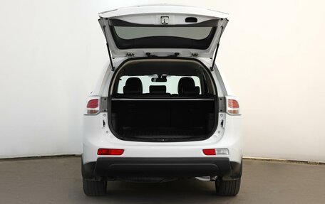 Mitsubishi Outlander III рестайлинг 3, 2012 год, 1 340 000 рублей, 6 фотография