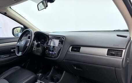 Mitsubishi Outlander III рестайлинг 3, 2012 год, 1 340 000 рублей, 10 фотография