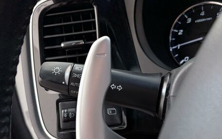 Mitsubishi Outlander III рестайлинг 3, 2012 год, 1 340 000 рублей, 12 фотография