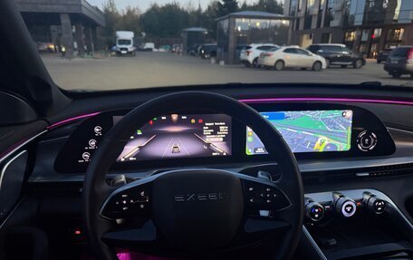 CheryExeed TXL, 2024 год, 2 800 000 рублей, 13 фотография
