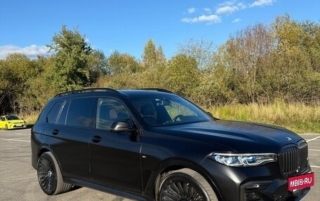 BMW X7, 2021 год, 8 700 000 рублей, 2 фотография