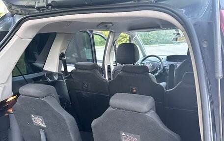 Citroen C4 Picasso II рестайлинг, 2010 год, 510 000 рублей, 13 фотография