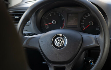 Volkswagen Polo VI (EU Market), 2019 год, 1 128 000 рублей, 12 фотография