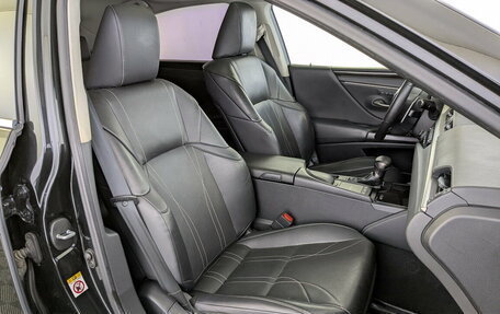 Lexus ES VII, 2018 год, 2 900 000 рублей, 24 фотография
