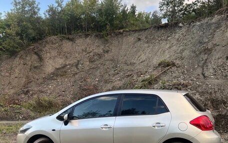 Toyota Auris II, 2007 год, 700 000 рублей, 3 фотография