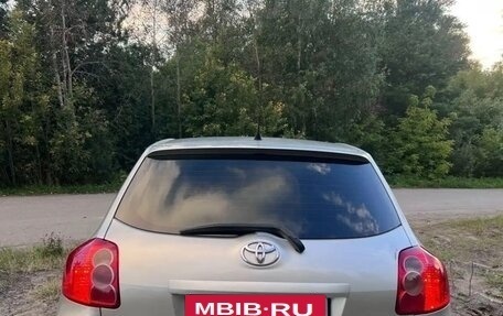 Toyota Auris II, 2007 год, 700 000 рублей, 4 фотография