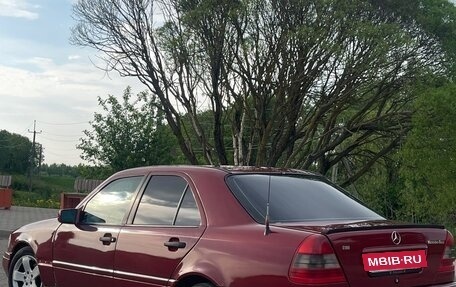 Mercedes-Benz C-Класс, 1993 год, 215 000 рублей, 2 фотография