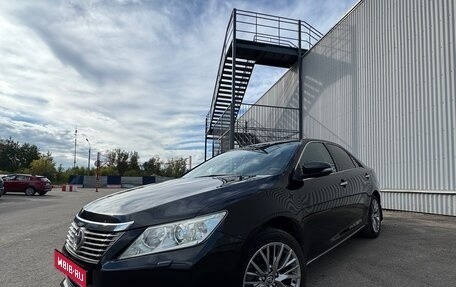Toyota Camry, 2013 год, 1 950 000 рублей, 1 фотография