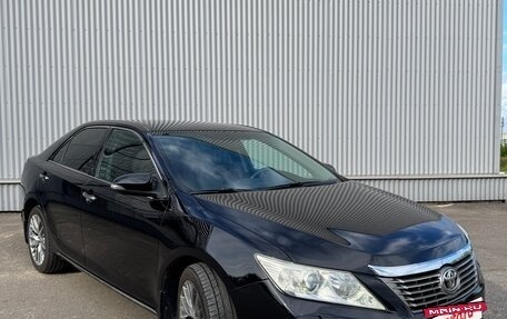 Toyota Camry, 2013 год, 1 950 000 рублей, 2 фотография
