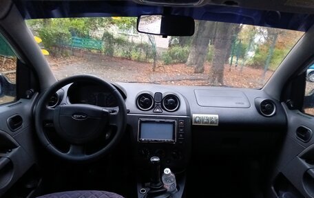 Ford Fiesta, 2003 год, 265 000 рублей, 8 фотография