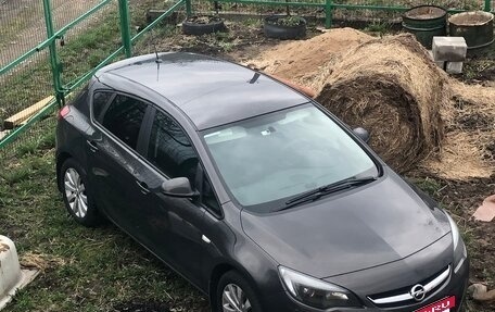 Opel Astra J, 2012 год, 850 000 рублей, 2 фотография