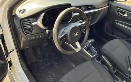 KIA Rio IV, 2021 год, 1 080 000 рублей, 12 фотография