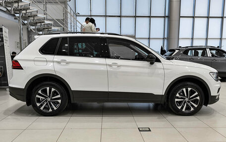 Volkswagen Tiguan II, 2020 год, 1 840 000 рублей, 8 фотография